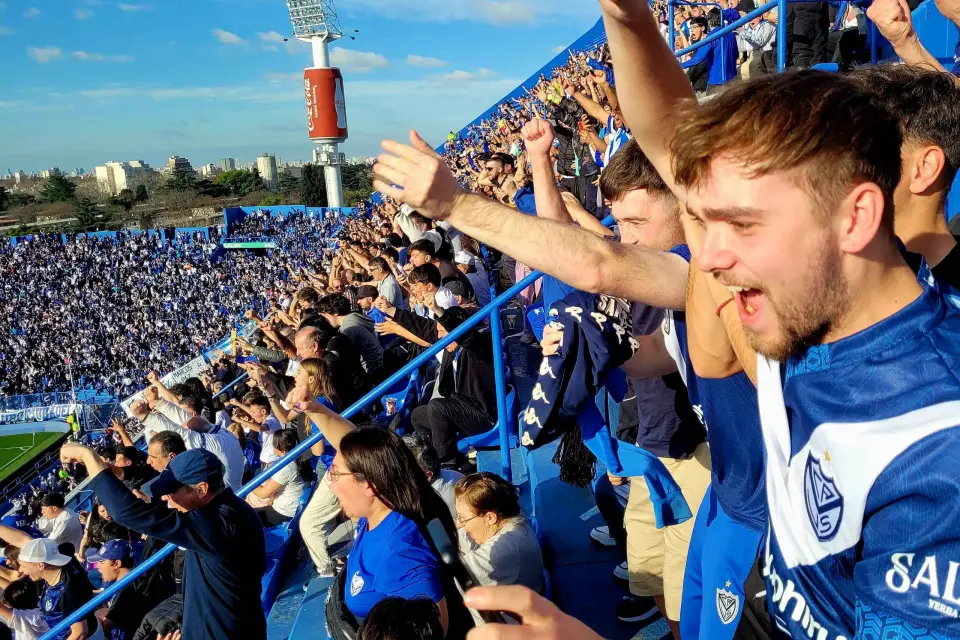 Buenos Aires: Participa en un partido de fútbol con un local