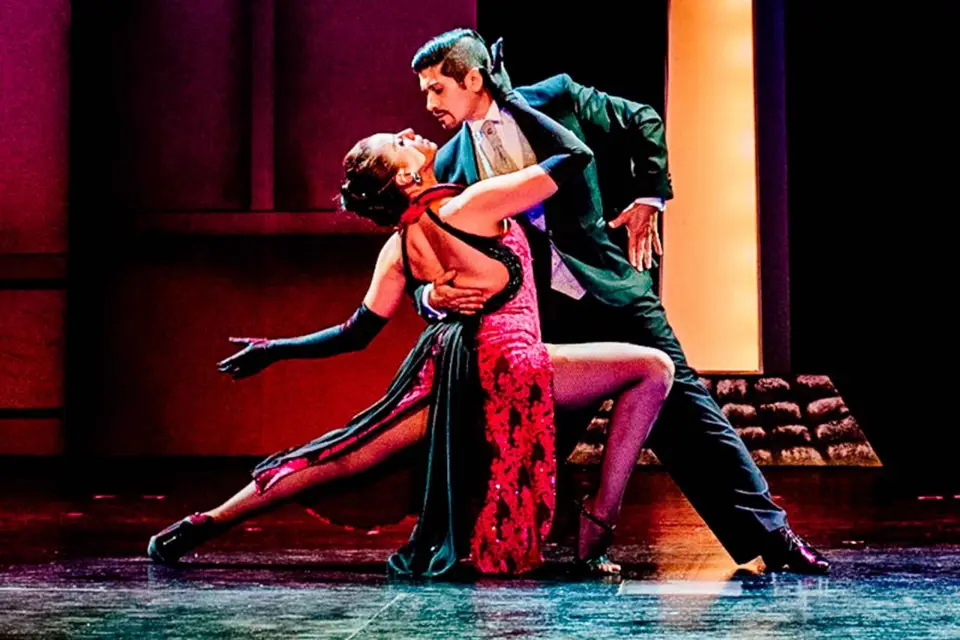 Tango Porteño VIP: Cena Gourmet+Espectáculo+Traslado Gratis
