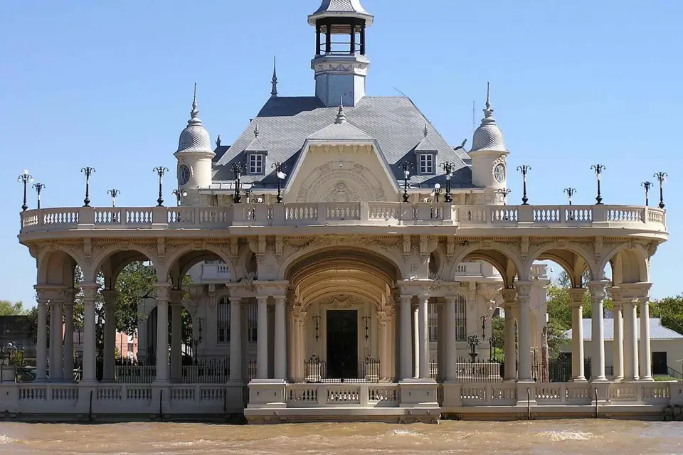 Tour Clásico y Navegación en Tigre y Delta