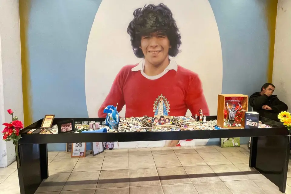 Tour Maradona: Murales, Capilla, Estadio, Museo, Casa D10S