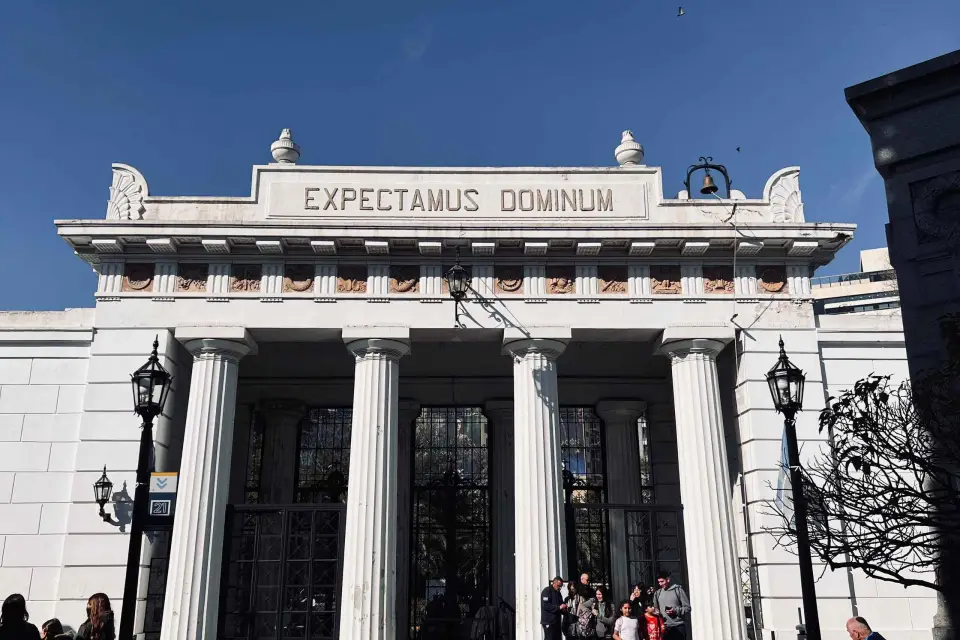 Buenos Aires: Visita guiada al Cementerio de la Recoleta para grupos reducidos