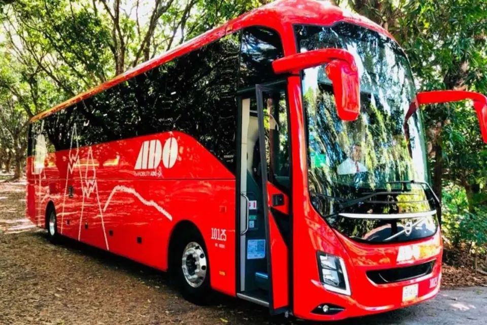 Aeropuerto de Cancún: Traslado en autobús a/desde Tulum