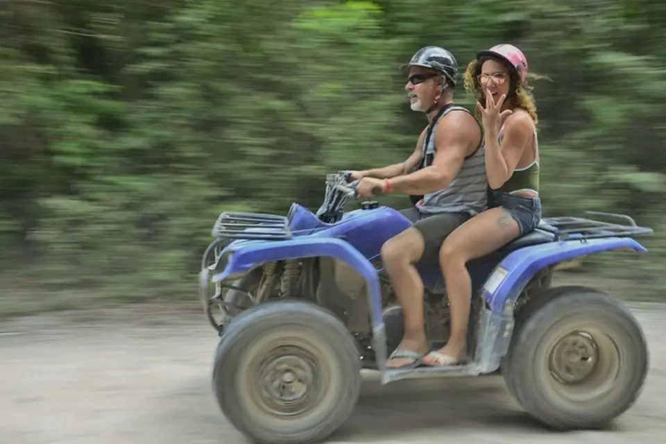 ATV's Cenotes y Yacimiento Arqueológico de Tulum