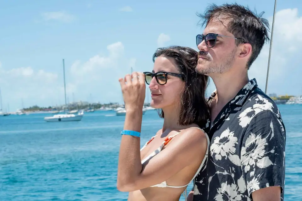 Catamarán Deluxe a isla mujeres al mejor precio