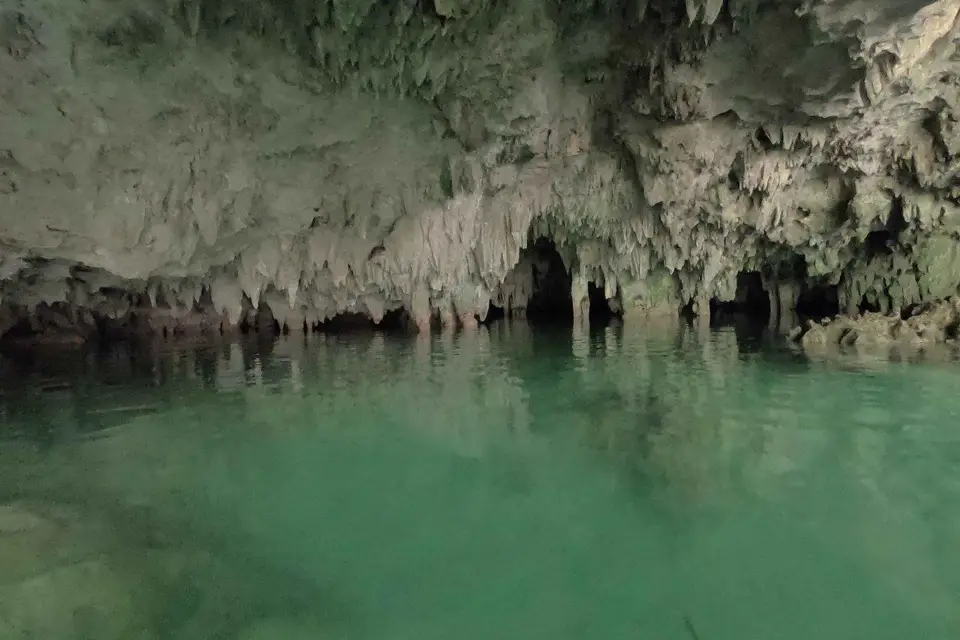 Cenotes de Tulum: Excursión a los Cenotes Yum Ha, Luna y Sombra, comida