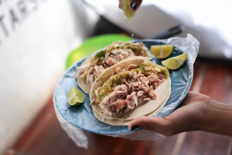 Cancún: Comida Callejera, Mercado Local y Tour de Arte Urbano