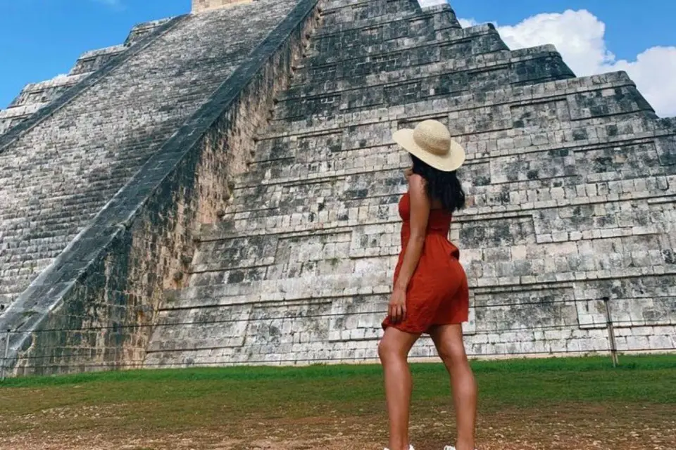 Excursión a Chichén Itzá, Cenote y Valladolid con Transporte