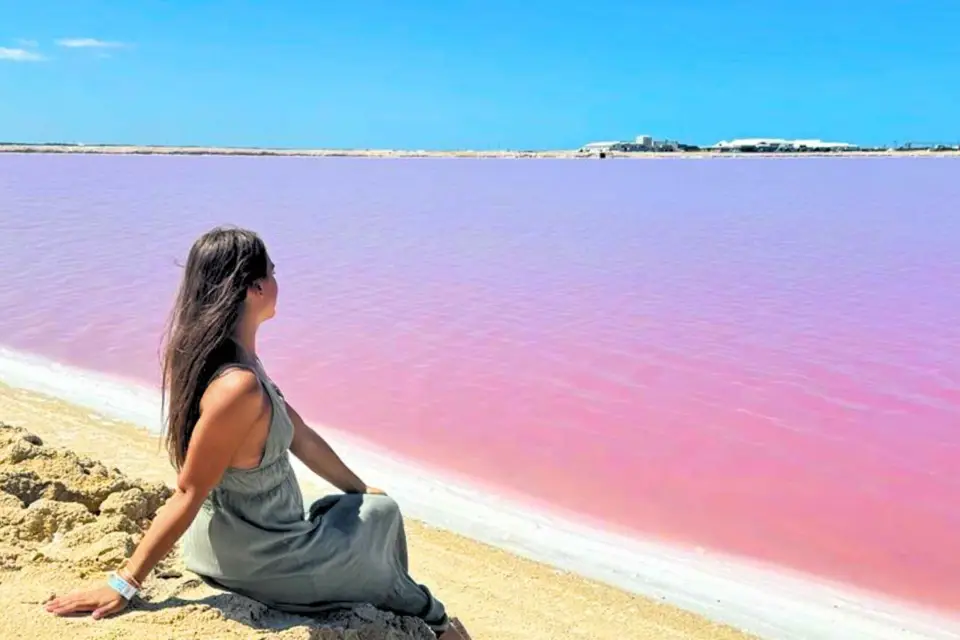 Desde Cancún: Excursión de un día y comida en Río Lagartos y Las Coloradas