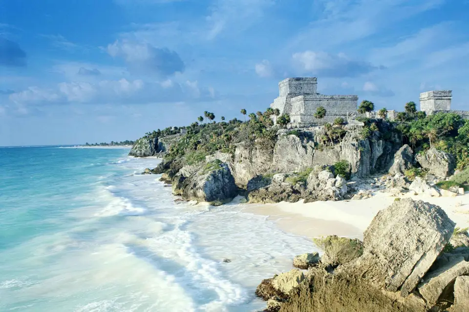 Desde Cancún: Excursión de un día con guía a la Zona Arqueológica de Tulum