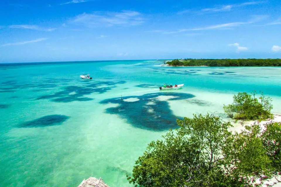 Excursión de un día a la isla de Holbox con almuerzo y bebidas