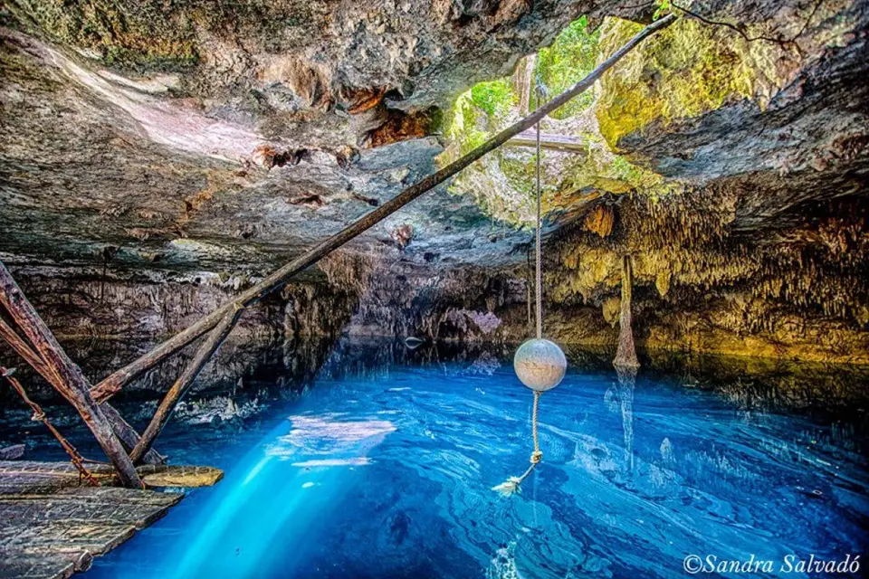 Desde Cancún: Experiencia en Cenotes con Guía y Transporte