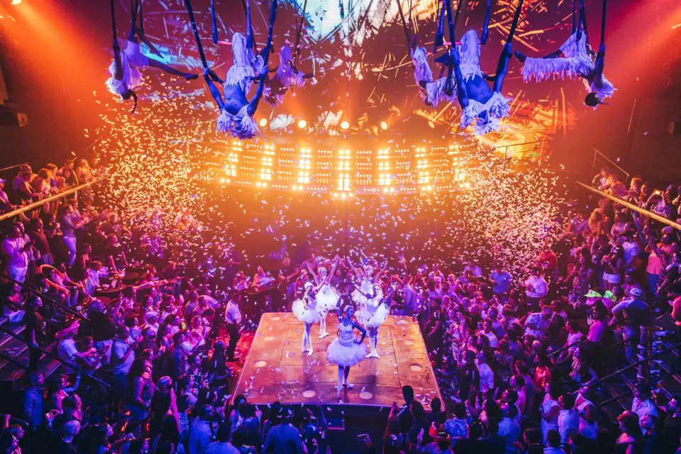 Cancún: experiencia en la discoteca Coco Bongo