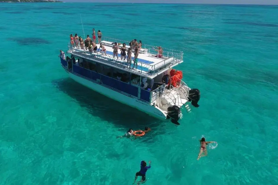 Isla Mujeres: De Cancún a Isla Mujeres, todo Incluido