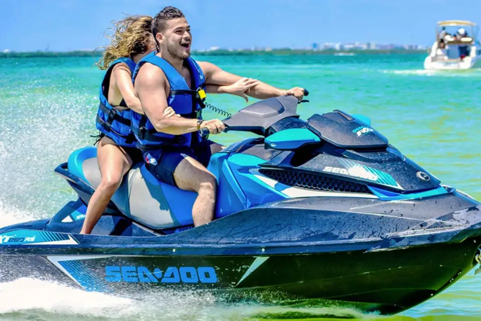 Cancún: paseo en moto acuática