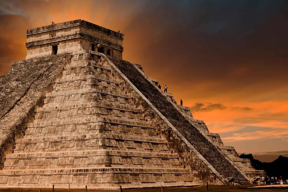 Recogida excursión Chiche itza Cancún 650