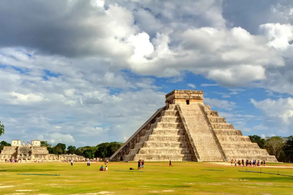 Riviera Maya: Chichén Itzá, Cobá y Cenote Tour Privado