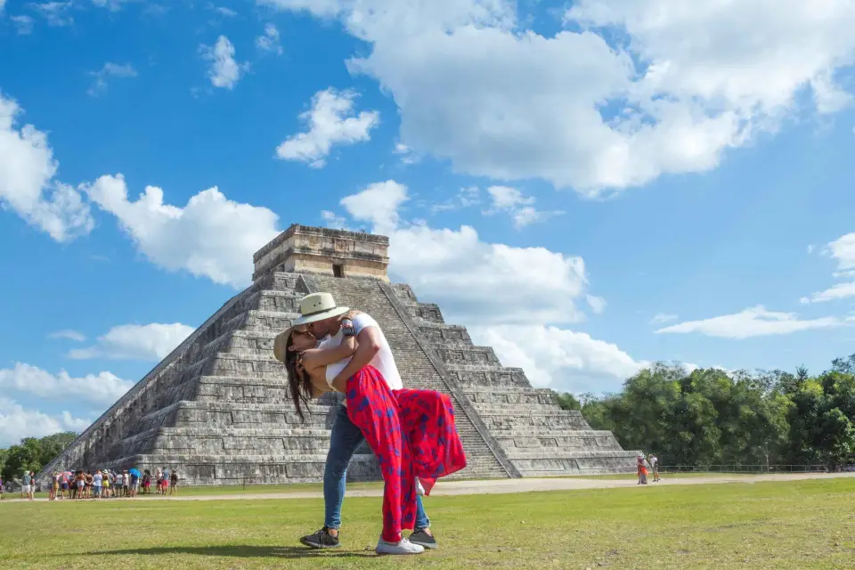 Desde Riviera Maya: Excursión a Chichén Itzá con Buffet Tradicional