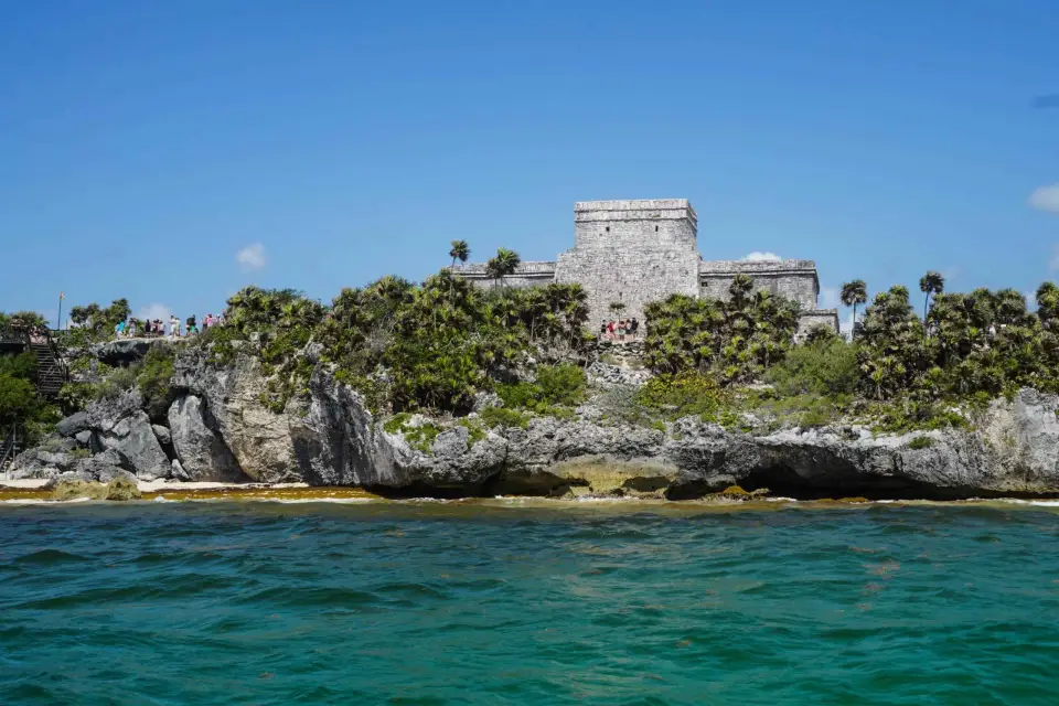 Tour de medio día Tortugas y Cenotes desde la Riviera Maya.