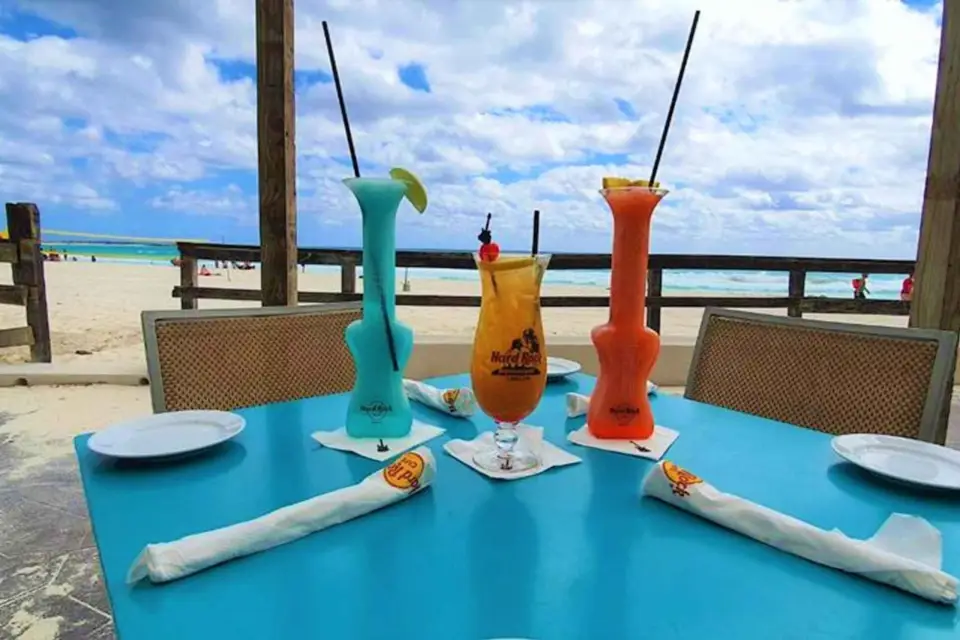 Cancún: Tour con paradas libres y ticket de entrada al Hard Rock Beach Club