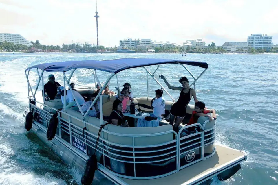 Tour Privado SNORKEL E ISLA MUJERES para GRUPOS Y FAMILIAS