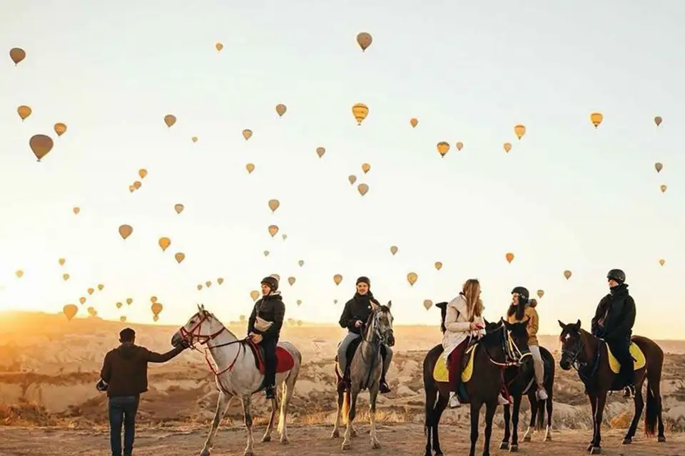 Cabalgata al Amanecer en Capadocia