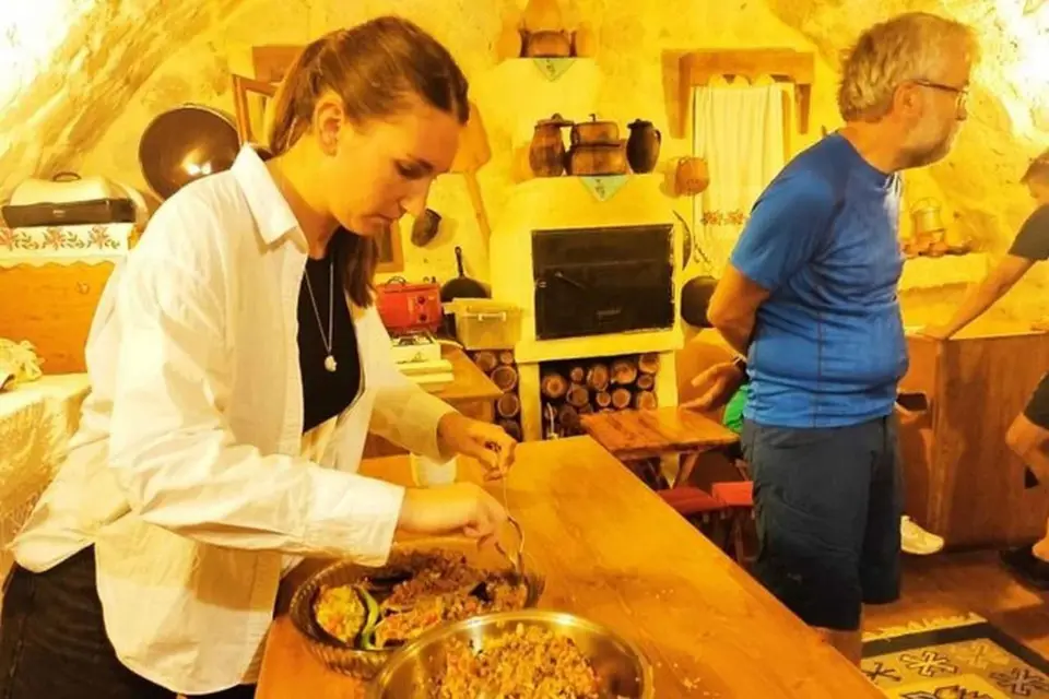 Capadocia: Clase de Cocina Casera con Visita al Huerto Ecológico