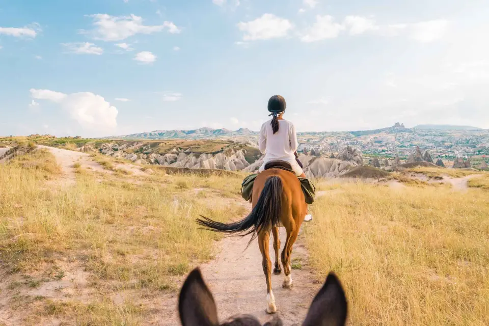 Capadocia: Excursión a Caballo con Opción Amanecer y Atardecer