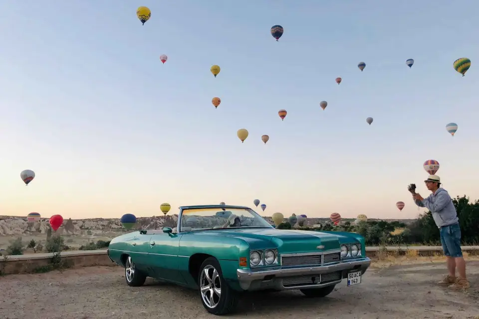 Excursión en Coche Clásico por Capadocia: Coches antiguos de los años 70 y 80
