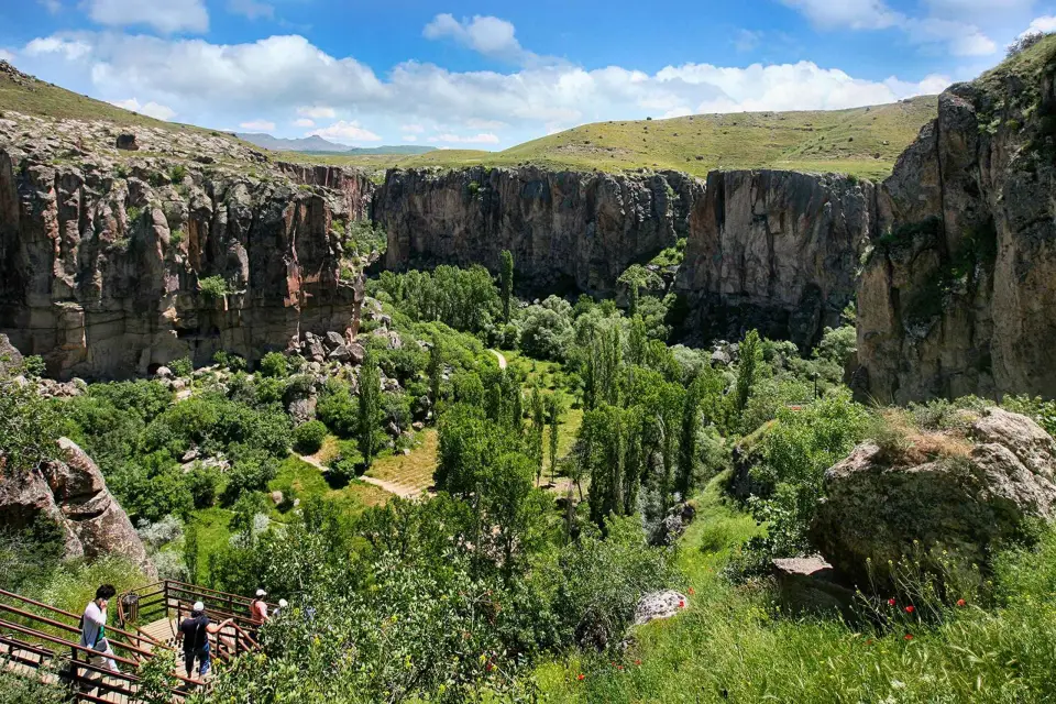 Capadocia: Excursión Guiada con Almuerzo y Visita al Cañón de Ihlara