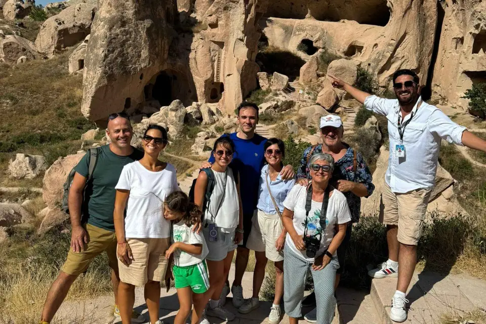 Capadocia Excursión Roja Diaria con Almuerzo