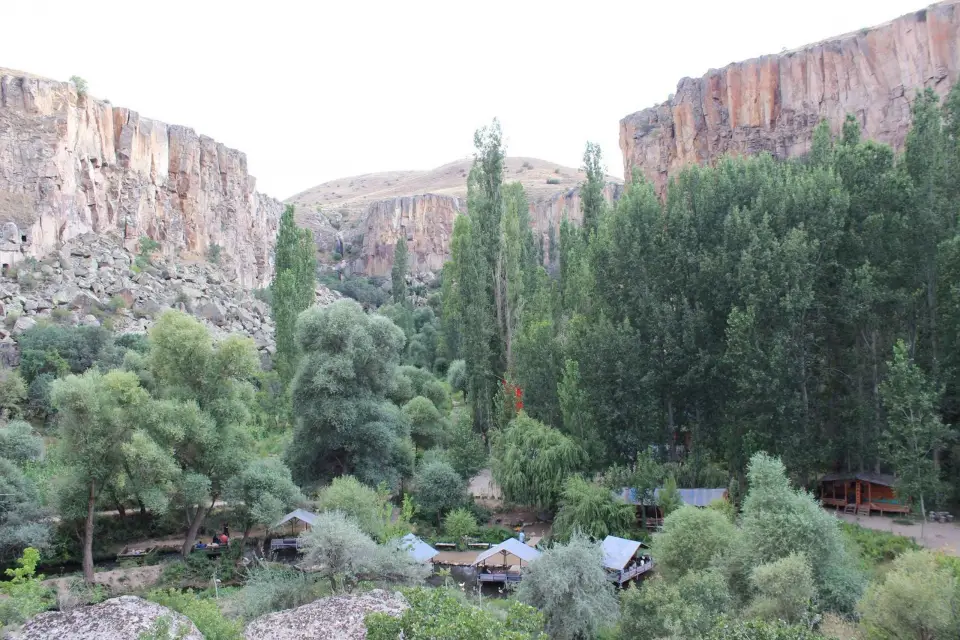 Excursión Verde con Derinkuyu, Ihlara y Lago Nar (ticket de entrada ext)