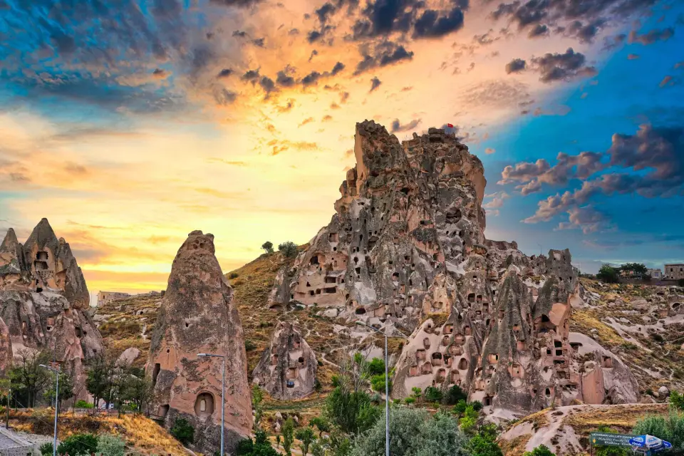 Lo más destacado de la Excursión a Capadocia ( Excursión Roja + Ciudad Subterránea )