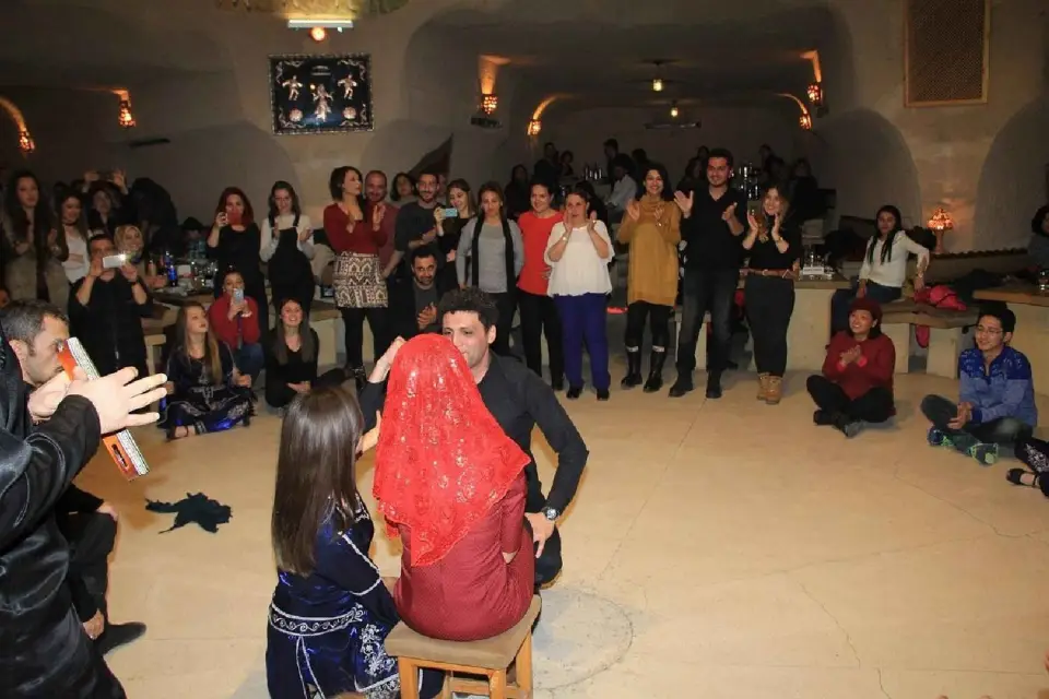 Capadocia: Noche Turca - Cultura y Danzas con Cena