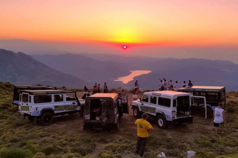 Capadocia Safari en Jeep 4x4 (Amanecer o Atardecer + Traslado)