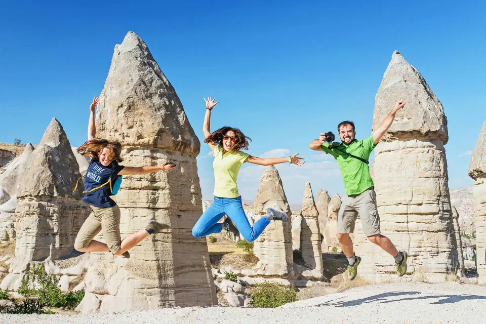 Capadocia: tour de 3 días con vuelo en globo opcional