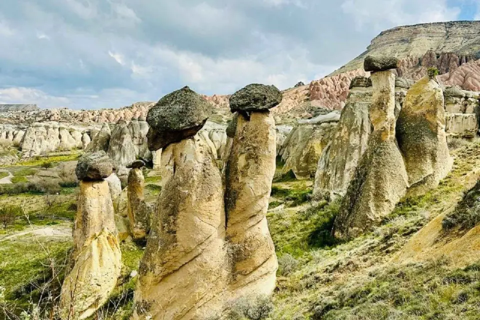 Valle de las Rosas y tour de la ciudad subterránea