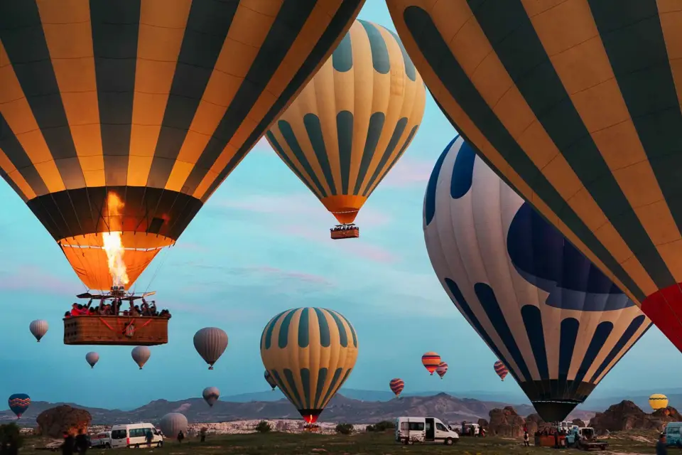 Capadocia: vuelo en globo aerostático al amanecer