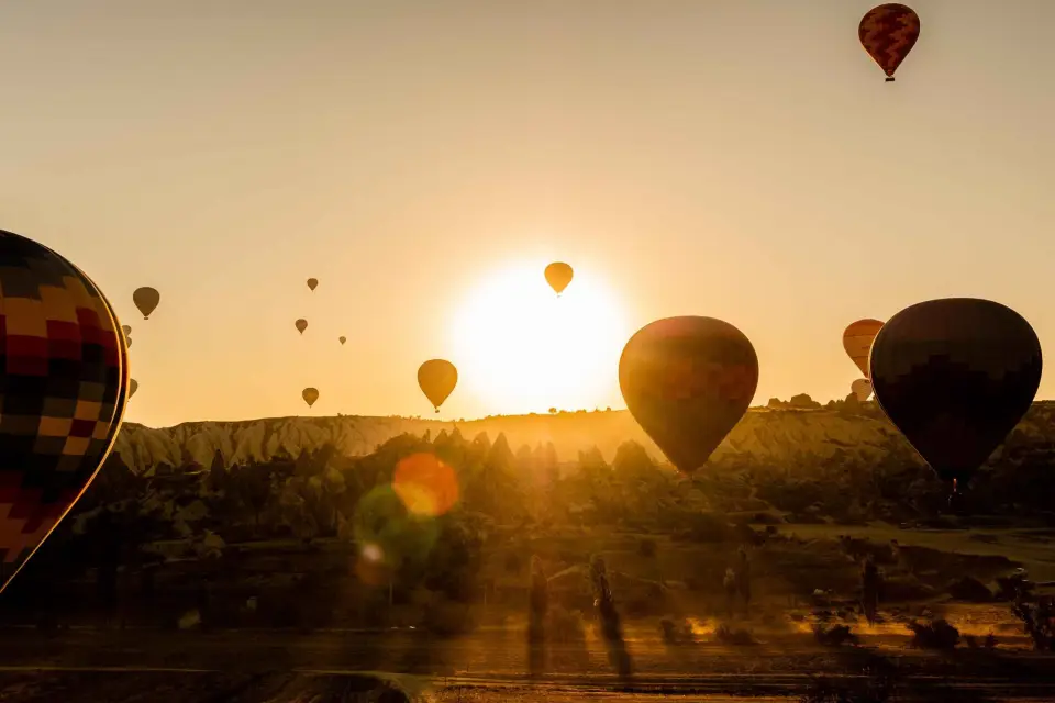Capadocia: Vuelo en Globo al Amanecer con Traslados