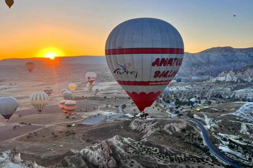 Vuelo en Globo con Champán al Amanecer en Capadocia
