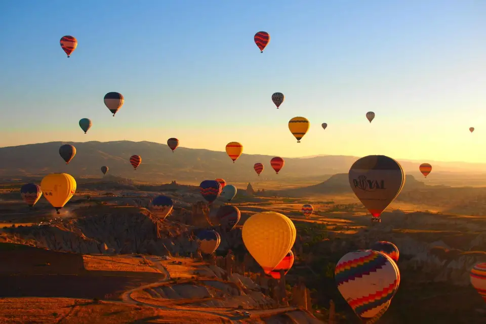Capadocia: Vuelo en Globo Valles Ocultos