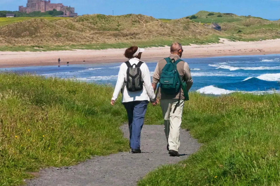 Castillo de Bamburgh, Northumberland y Aventura de Invierno en Alnwick