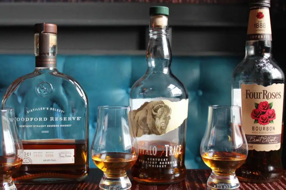 Cata de Bourbon en Van Winkle West End