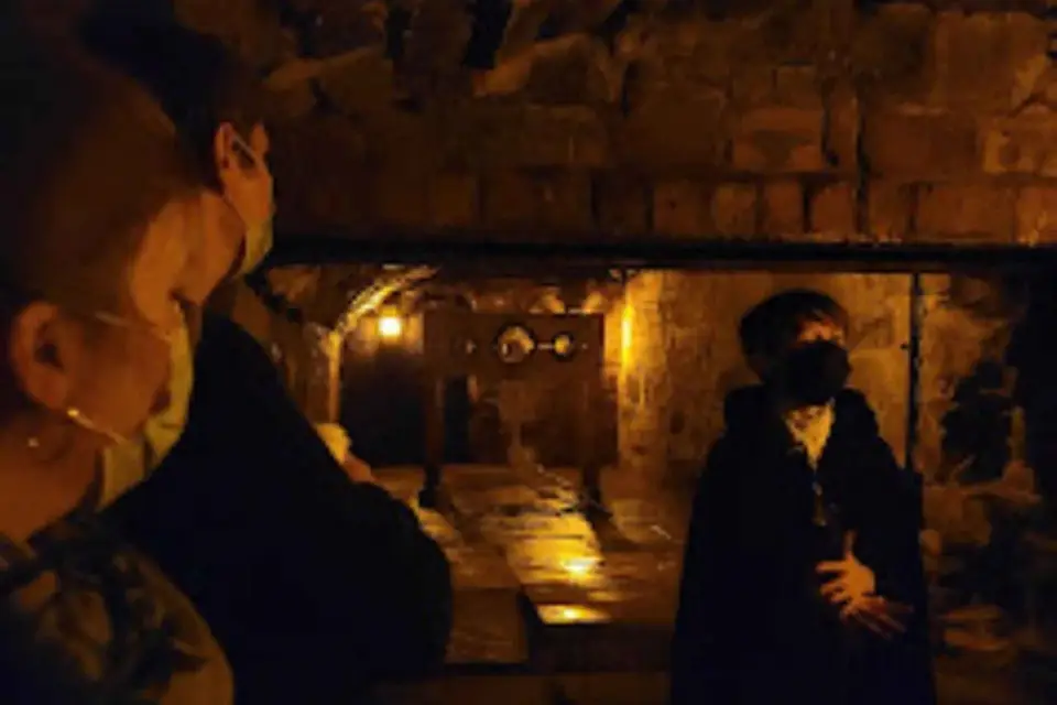 Edimburgo: Ciudad Vieja y tours de fantasmas subterráneos