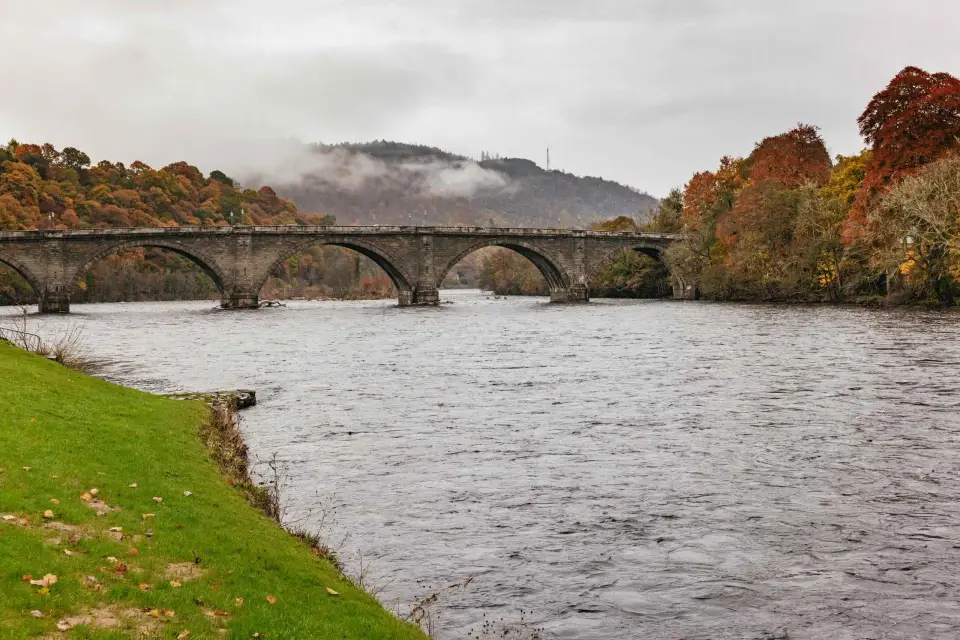 Desde Edimburgo: Excursión por las Tierras Altas de Escocia con cata de whisky