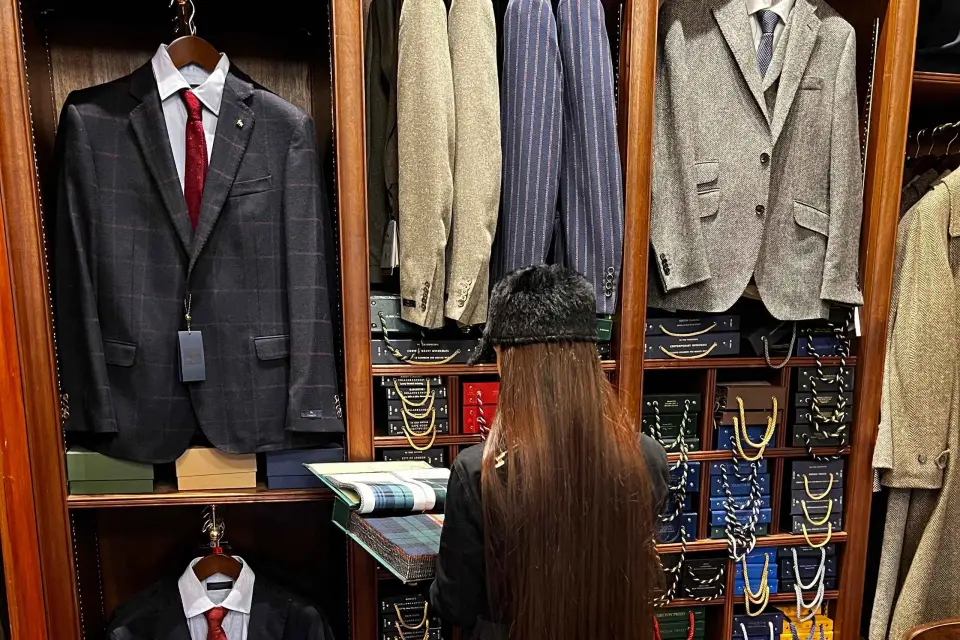 Experiencia de compra personal con una fashionista de Edimburgo