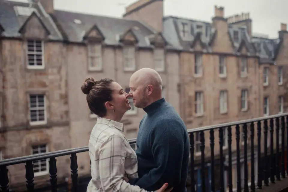Edimburgo: Sesión de fotos profesional para parejas románticas