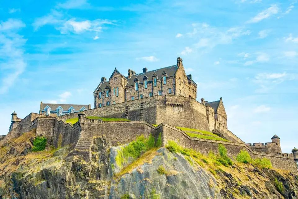 Skip-the-line Castillo de Edimburgo con tour a pie por el casco antiguo