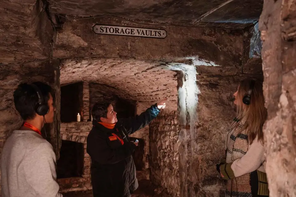 Edimburgo: tour histórico bóvedas subterráneas