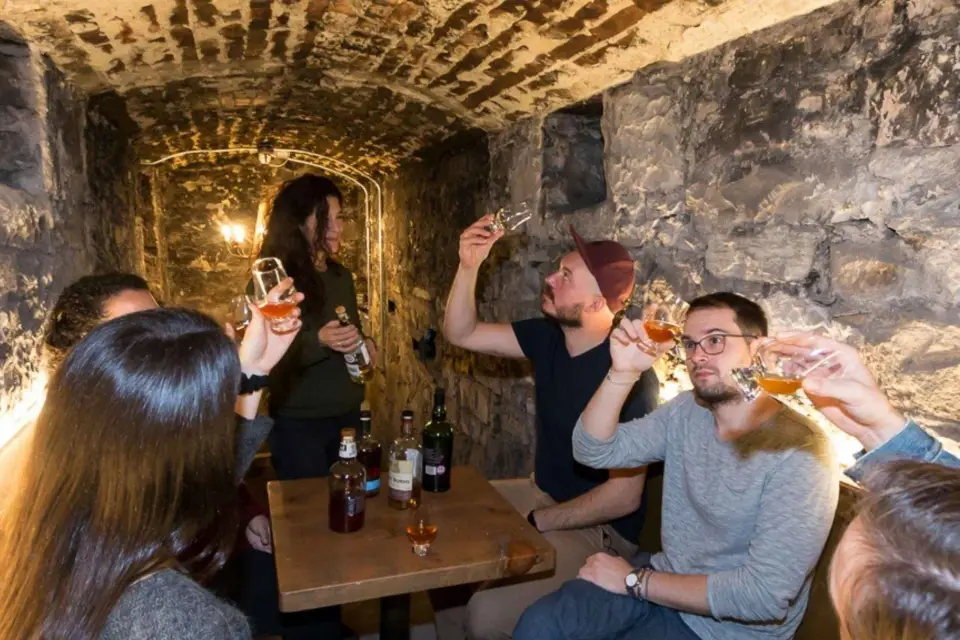 Edimburgo: Tour a pie de Harry Potter y cata de cervezas