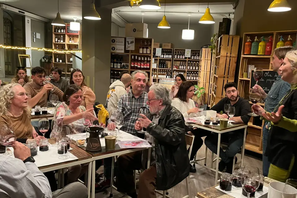 Degustación de vinos y quesos en Barcelona